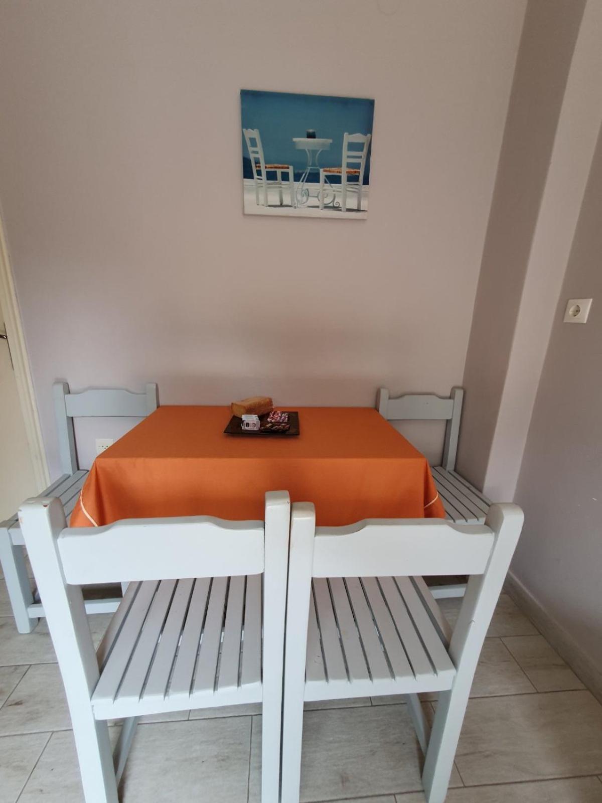 Emily'S Apartments Kassiopi Zewnętrze zdjęcie